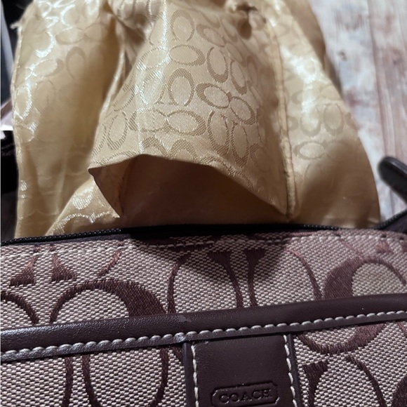 Coach Signature Brown Messenger Bag R6Z-8K06 - Picture 12 of 12